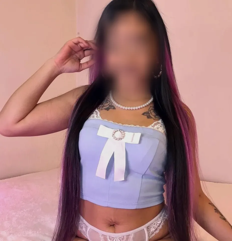 Marina, 28